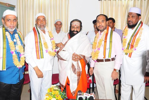 Kolya seer visits Ullal Darga during Urus celebrations 1